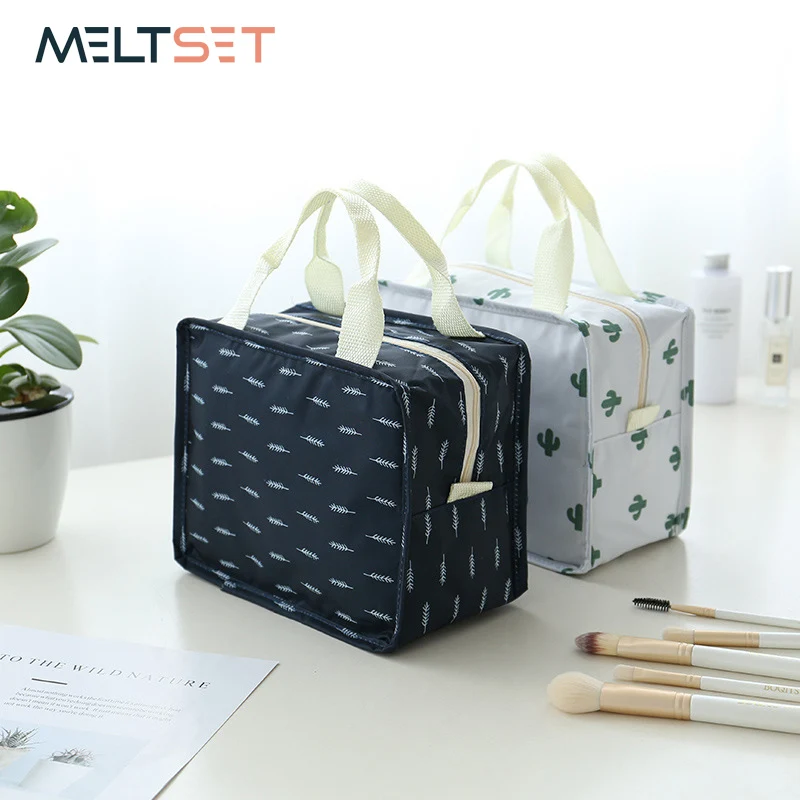 

2018 New Cosmetic Storage Bag High Capacity Women Men Toiletry Bag Flamingo Cactus Pattern Handbag Portable Travel Makeup Pouch