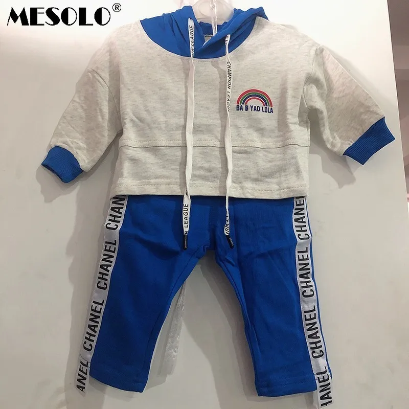MESOLO/Летний костюм для мальчиков Новинка года; корейский стиль; детский летний комплект из двух предметов с короткими рукавами и принтом радуги; k1