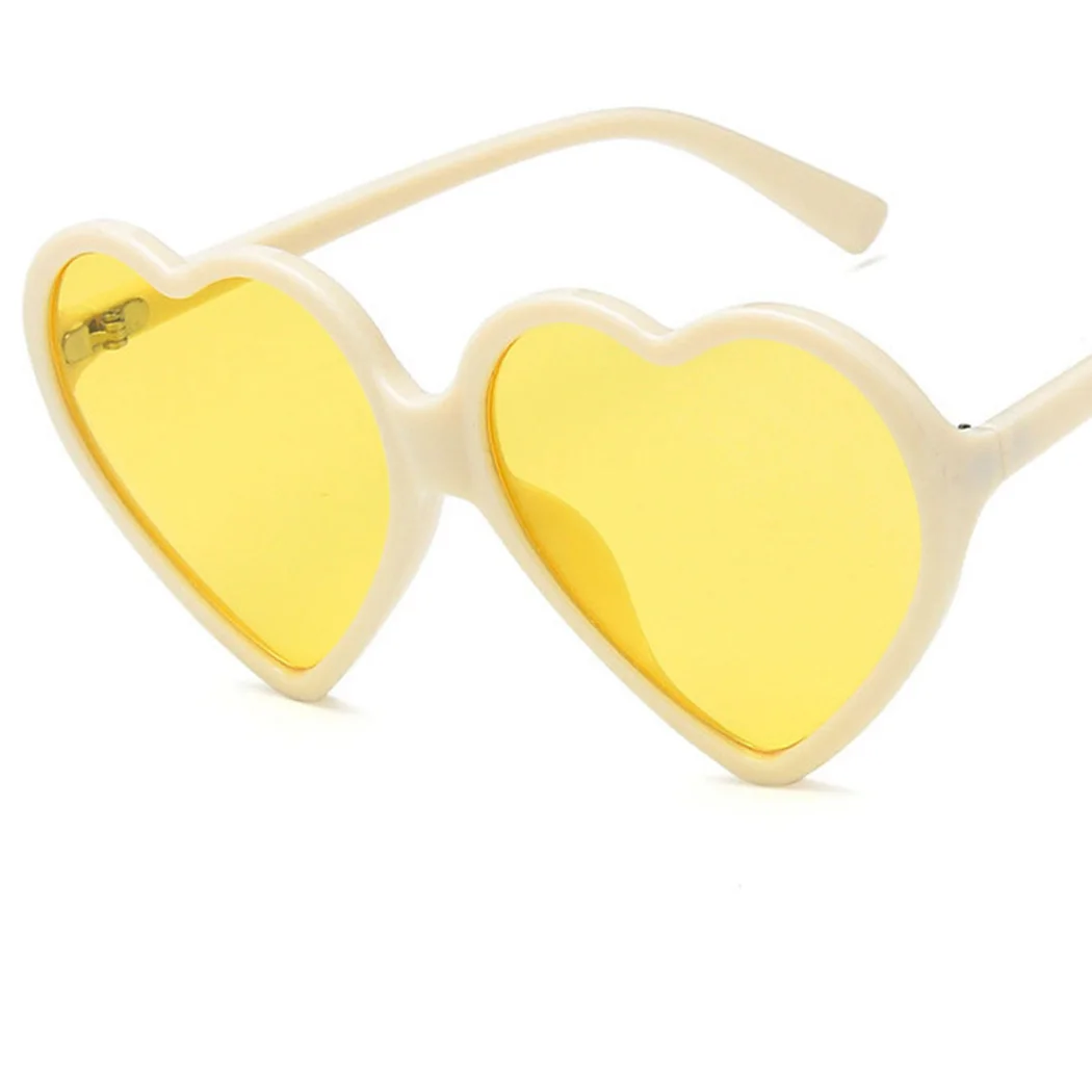 Женские милые сексуальные солнцезащитные очки, модные солнцезащитные очки с сердечком, брендовые дизайнерские ретро винтажные недорогие солнцезащитные очки, красные оттенки - Цвет линз: 004