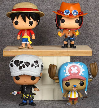 6pcs/set One Piece Anime Crocodile Kizaru Luffy Nami Nico Robin