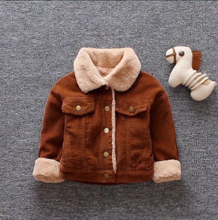 Теплые пальто для маленьких мальчиков; Зимние Повседневные хлопковые куртки из плотного бархата для маленьких мальчиков; Одежда для младенцев; Верхняя одежда для мальчиков - Цвет: Коричневый
