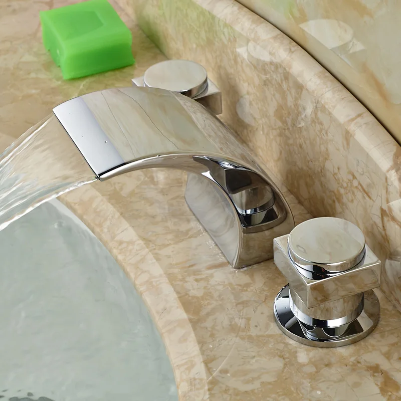 

Chrome Colour Widespread Lavatory Sink Faucet Deck Mounted Mixer Faucet Dual Handles for Bathroom