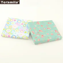 2 Шт./лот Печатных Цветочные Конструкции Teramila Хлопчатобумажная Саржа Ткани 50 см х 100 см Высокое Качество Украшения Лоскутное Домашний Текстиль ткань