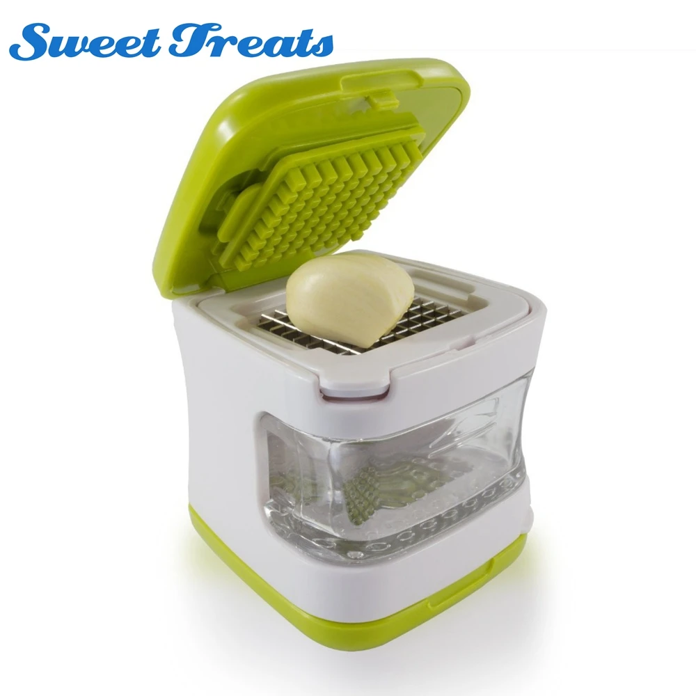 

Sweettreats Garlic Press Very Sharp Stainless Steel Blades, Inbuilt Clear Plastic Tray, Green