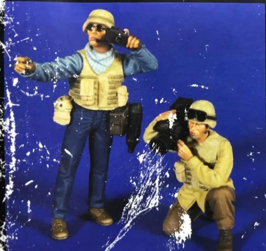 

1/35 Scale Modern US Army Field Reporter 2 People Miniatures Unpainted Resin Model Kit Figure Free Shipping