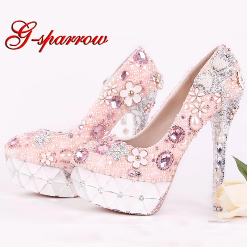 2018 Rhinestone Pink Flower Bridal Dress Shoes Gorgeous Crystal Heel Platforms Wedding Ceremony Party Shoes Luxury Prom Pumps цена 2018 Rhinestone Pink Flower Bridal Dress Shoes Gorgeous Crystal Heel Platforms Wedding Ceremony Party Shoes Luxury Prom Pumps цены онлайн