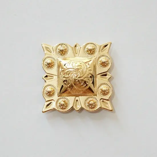 

(KB904) 10pc 1-1/4'' Western Square Berry Concho Saddlery Concho Gold