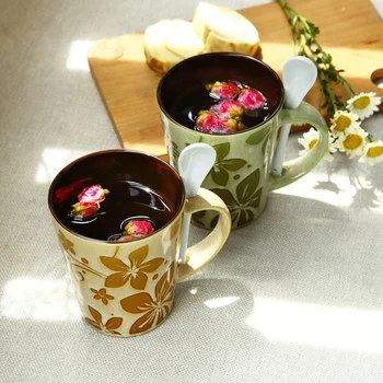 

Christmas ceramic mug with handgrip spoon 2 pcs couple coffee milk porcelain pastoral cups and mugs creative handpainted cup