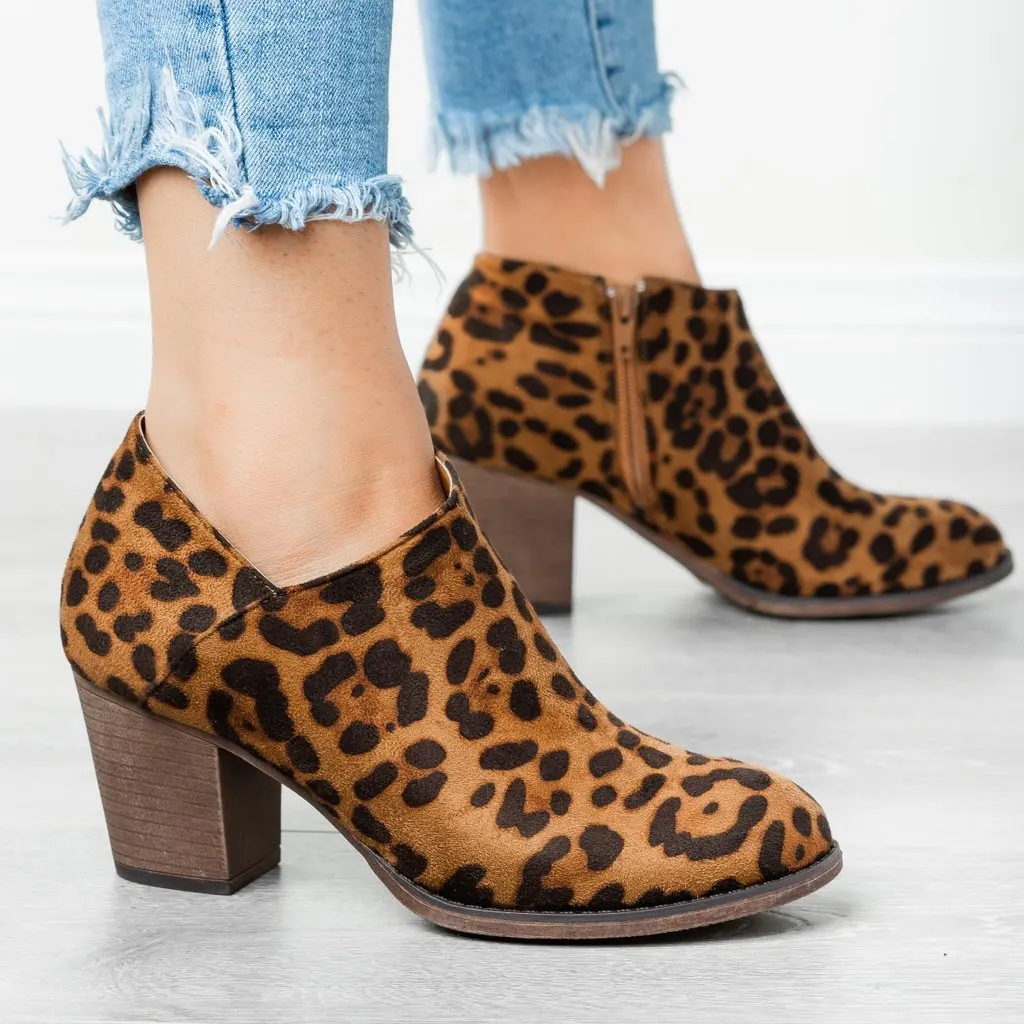 

WENYUJH 2019 Pointed Toe Casual Ladies Ankle Women Boots Heel Slip On Women Female Heels Single Platform Shoes Dropshipping