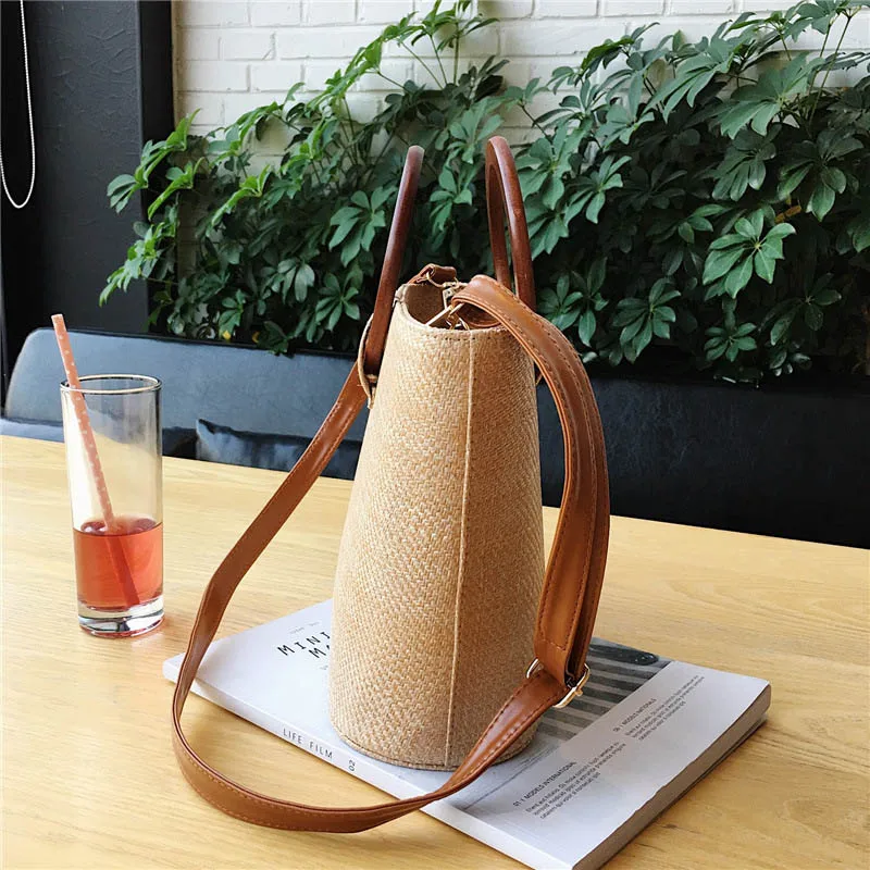 Fashion Women Hot Beach Straw Bags INS Popular Autumn Female Wooden Ring Weave Handbag Casual Lady Knitted Shoulder Bag SS3423 (8)