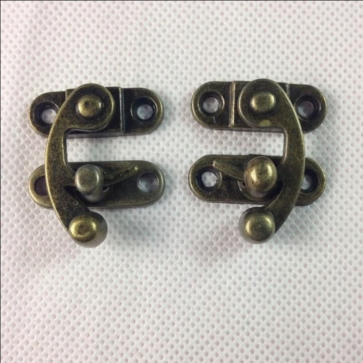 20pcs 29mmx33mm Chinese vintage buckle tin trunk latch hook lock gift