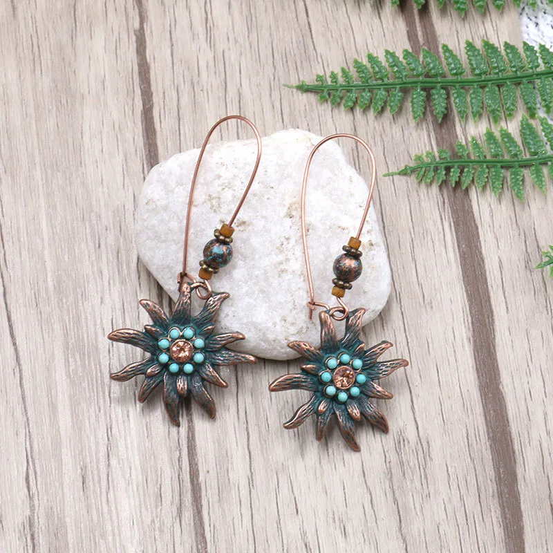 

Antique Look Women Drop Earrings Trendy Geometric Sunflower Ear Hooks Alloy Brincos Girls Personalized Friend Hanging Earring