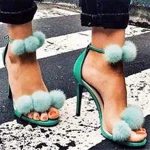 Mode Grüne Pelz Pom Pom Sandalen Sommer High Heels Gladiator Sandale Niedlichen Ball Frauen Pumps Prom Kleid Schuhe Alias Mujer