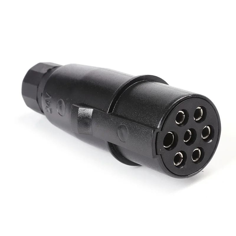 7 way trailer plug