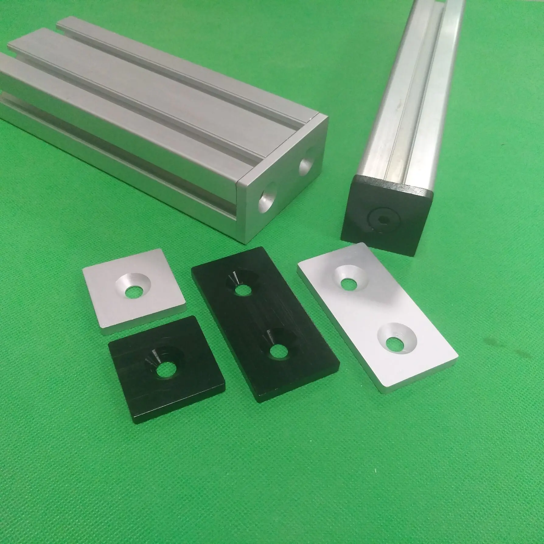 

2020 European Standard Profile Fittings Aluminum Profile Cover End Cover Plate 5mmx20mmx20mm 6063-T5