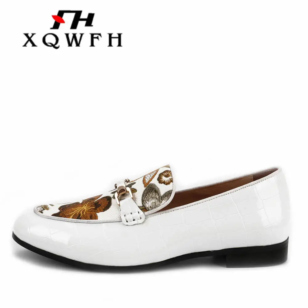 XQWFH Men White Leather Shoes Fashion Floral Embroider Loafers Men's Driving Casual Shoes with Strip Buckle Male Dress Shoes 4