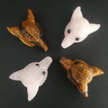 

Natural crystal wolf pendant wholesale pendant quartz pendant for gifts