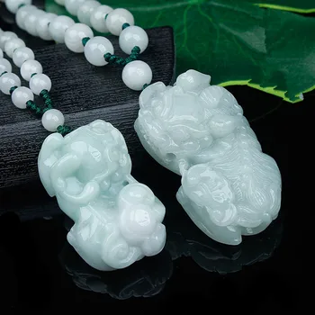 

Natural myanmar stone material A cargo guanyin pendant necklace men's large piece certificate jewelry box