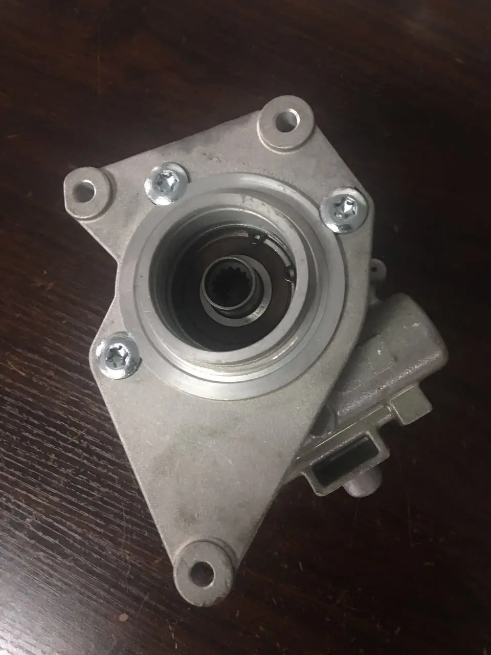 

New Power Steering Pump ASSY For AUDI R8 420145157 7693955130