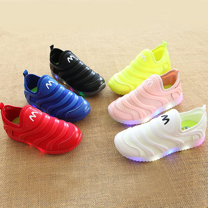 

New 2017 hot sales net breathable toddler first walkers casual shoes candy color kids sneakers LED glowing baby girls boys shoe