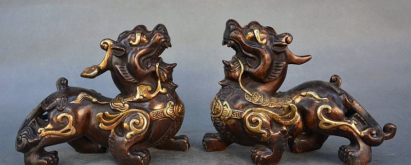

China Bronze Gilt Attract Wealth Ruyi Coin Pixiu Brave Troops Beast Statue Pairs