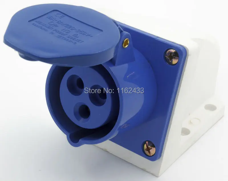 16A 2P E 3 pin 220 240V IP44 113L single phase splashproof industrial socket with cable sleeve
