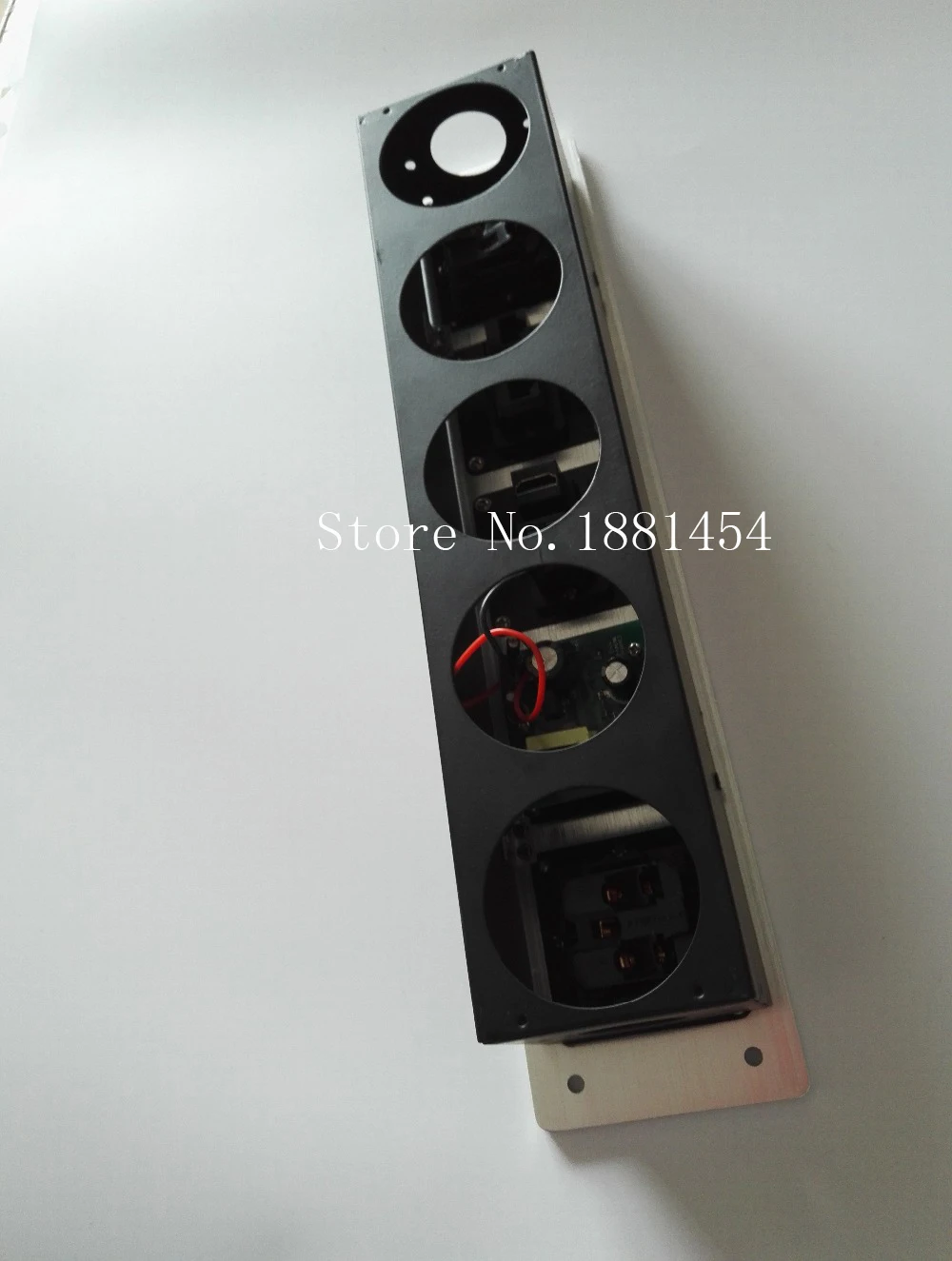 wall socket (2)