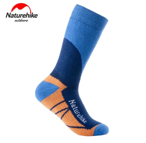NatureHike мужские лыжные носки высокие CoolMax женские спортивные носки зимние тепловые носки мужские и женские снежные пиковые походные альпинистские высокие носки - Цвет: Blue Man