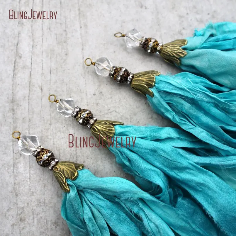 20171213-PM9119- Antique Bronze Turquoise Sari Silk Tassel Pendant_2