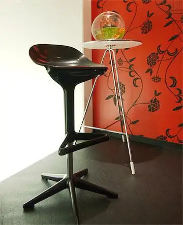 spoon_chair_03_08_title_large