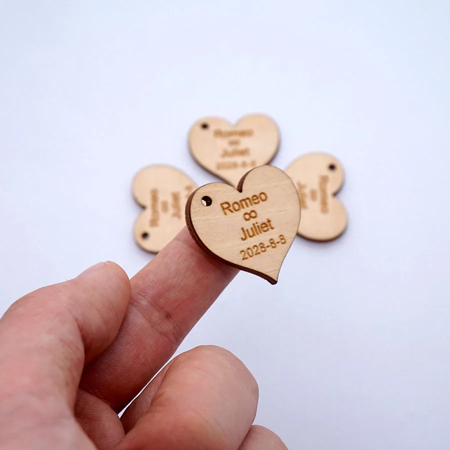 

30 Pieces 3cm Custom Wooden Heart Tags For Wedding Invitation Cards Guest Gifts Personalized Bride Party Decor Favors with hole