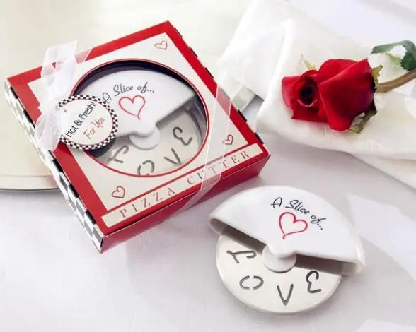 Быстрая с фабрики прямая Свадебные сувениры-ломтик любви резак для пиццы творческие подарки оптом