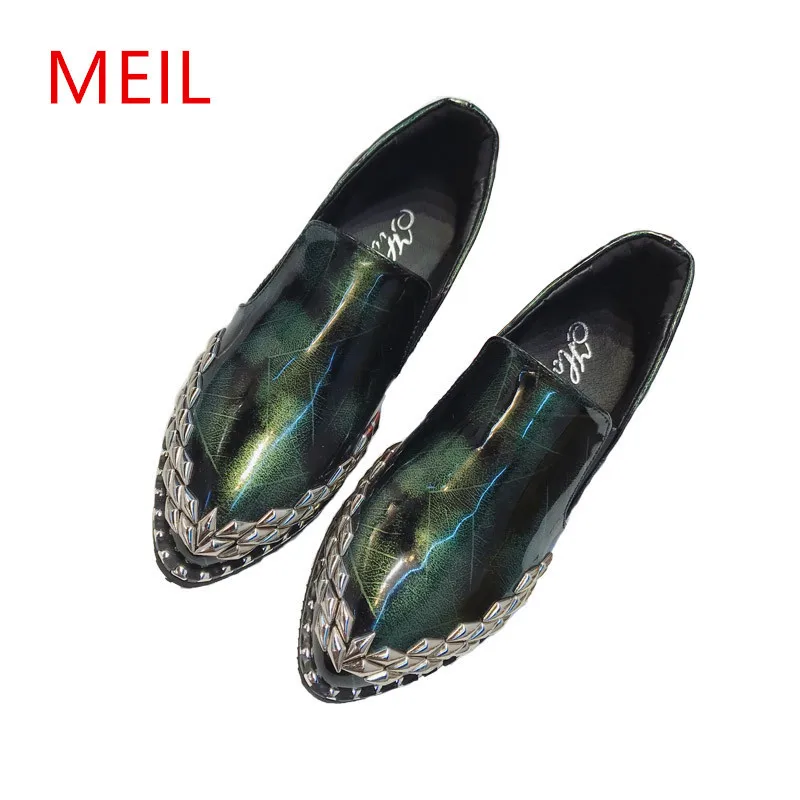 MEIL Casual Shoes Woman Patent Leather Pointed Toe Low Heel Flat Shoes Women Luxury Designer Rivet Shoes 