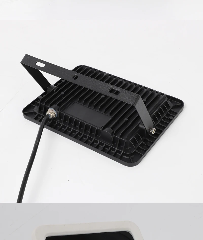 TV_04