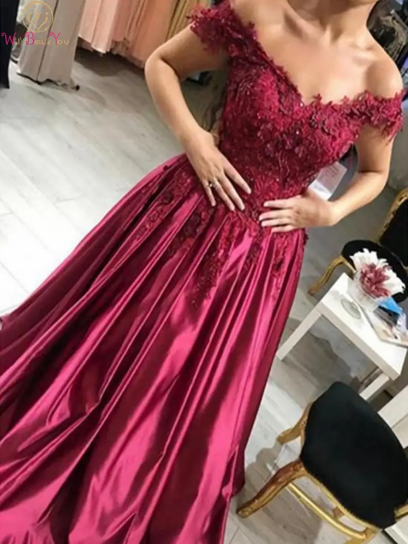 

Burgundy Sweetheart Neck Evening Dresses 2019 Off Shoulder A Line Appliques Lace Beading Satin Long Elegant Formal Party Gowns