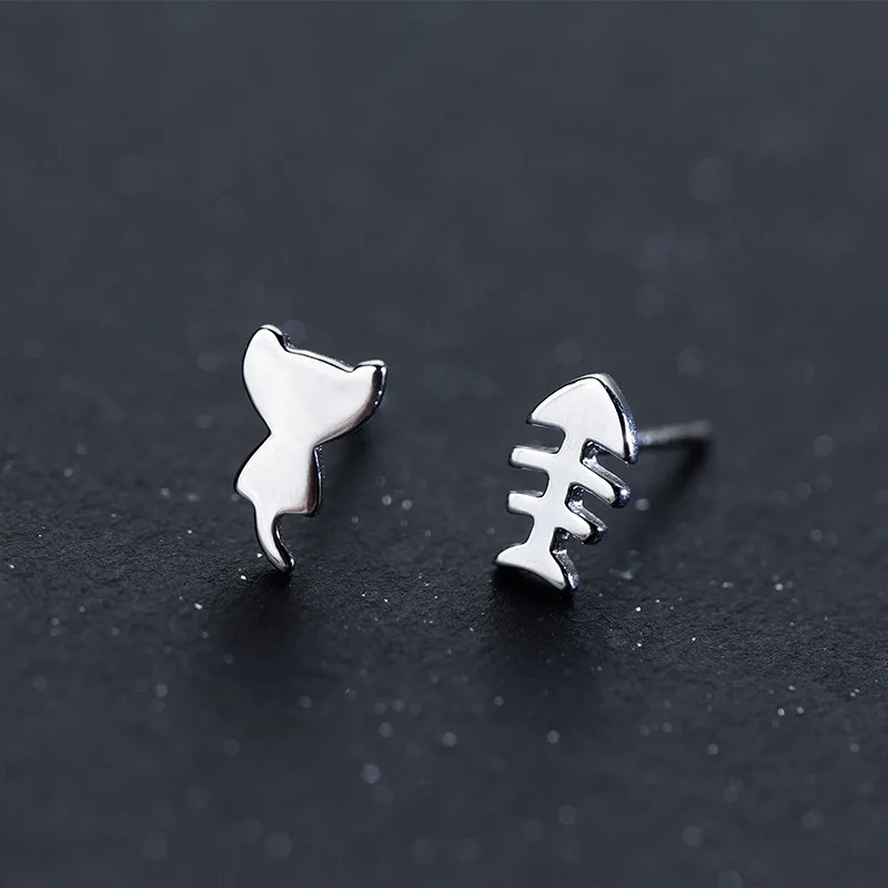 100% 925 Sterling Silver 2018 Women Fashion Cute Tiny Asymmetric Cat Fishbone Stud Earrings For Daughter Girls | Украшения и
