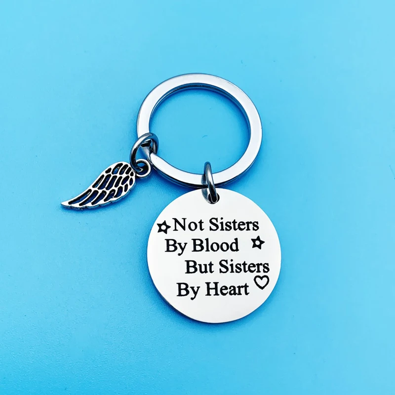 

1Pc New Stainless Steel Wing Keychain Keyring For Men Women Jewelry Best Friends Carved Letter Keychain Keyring K40