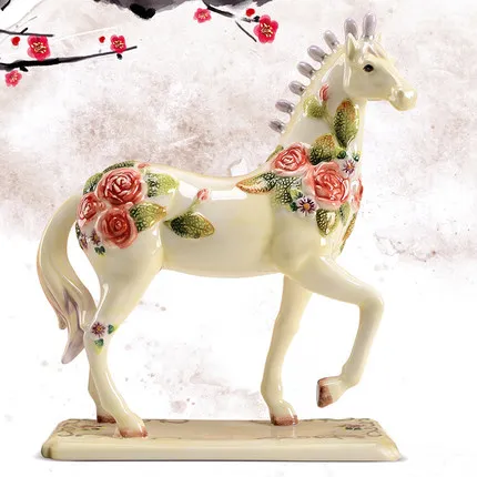 

Modern Ceramic Horse Sculpture Animal Figurine Decoration Simple Interior Ornaments Home Decoration Model Room Display Decors