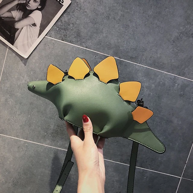 Bolsa Dinossauro revistida em couro forro interno 100% algodão com alça removivel e ziper resistente em ferro - Imagem 5