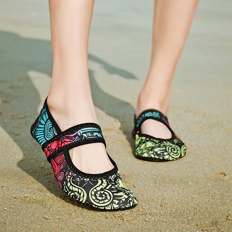 النساء في الهواء الطلق بيرفوت أحذية ماء حار الساحلية التخييم رياضية الأسرة أمي الجدة أكوا أحذية الاتجاه غير زلة ساندي الشاطئ الرياضية النساء في الهواء الطلق بيرفوت أحذية ماء حار الساحلية التخييم رياضية الأسرة أمي الجدة أكوا أحذية الاتجاه غير زلة ساندي الشاطئ الرياضية