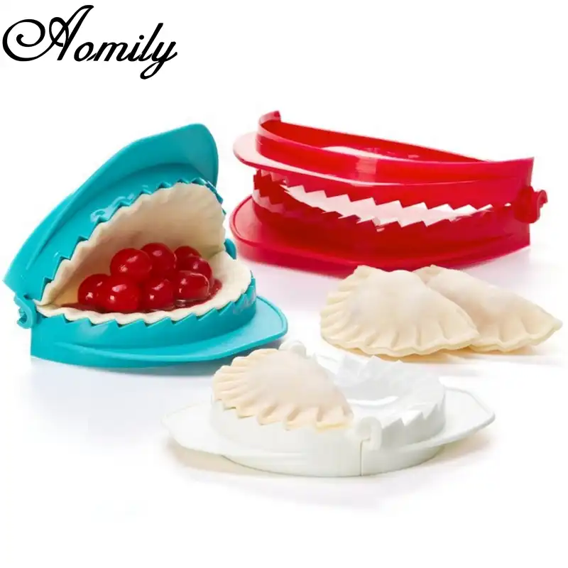 Furobayuusaku 3pcs Dumpling Mold Pierogi Turnover Ravioli Empanada Dough Press Mould Maker