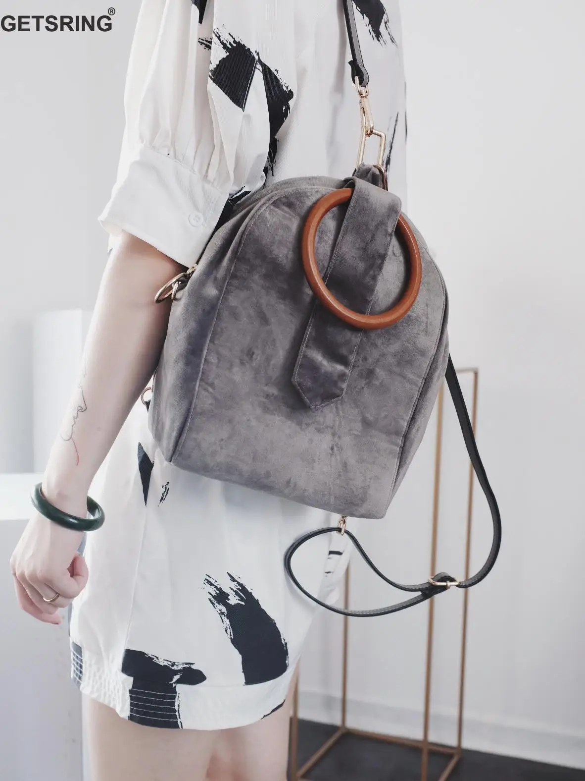 

GETSRING Woman Bag Women Backpack Back Bags Shoulder Bags For Woman 2018 New Velour Vintage Fashion Casual Backpacks Personality