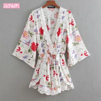 

2019 summer new women's fashion lace V-neck flower print trumpet sleeves jumpsuit Bohemian seaside leisure vacation folk-custom