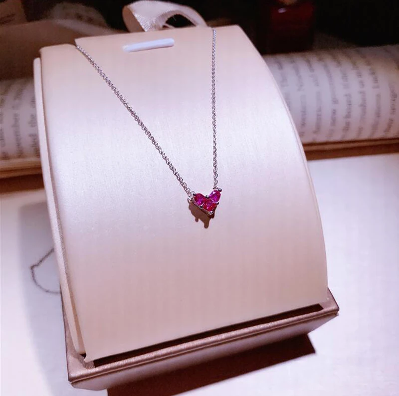 

Kainier OL Fashion 925 Sterling Silver Necklace Micro Mosaic Red Carbon Zircon Heart Charms Pure Silver Clavicle Chain For Women