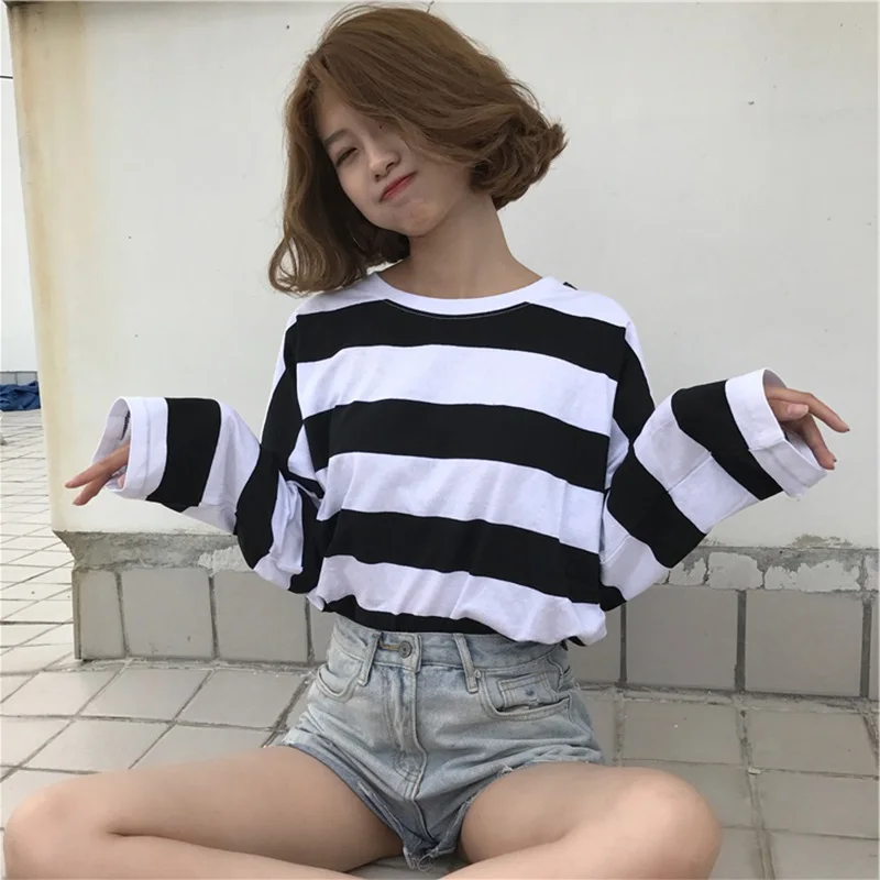 В том же стиле новая ранняя осенняя куртка Корейская версия полосатая футболка с длинными рукавами женский свитер тренд