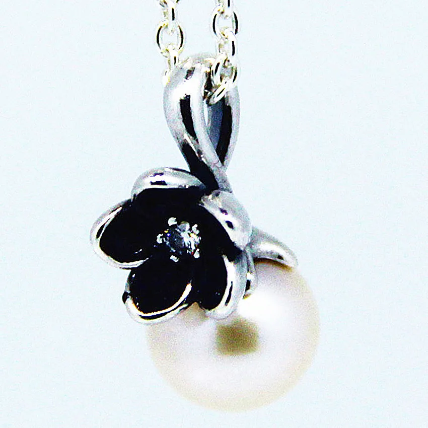 

White Pearl Necklace 100% 925 Sterling Silver Black Enamel Pendant Necklaces with 45cm Chian for Women Fine Jewelry PFLN001