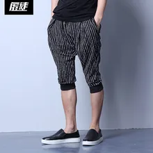 Мужская одежда GD стилист волос Модные капри летние тонкие вертикальные полосатые пляжные штаны луч пуш-ап певица костюмы