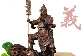 

Chinese Folk Red Bronze Dragon Guan Gong Guan Yu God of war Buddha Statue a 0518 a 0518