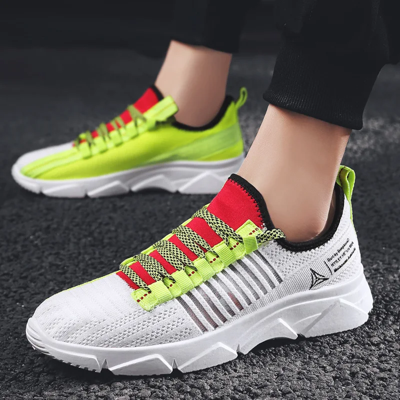 white sneakers 2019 men