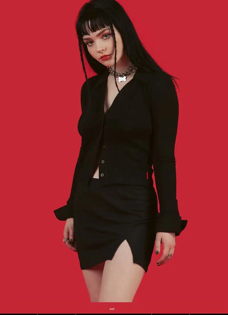 

Unif ruffle black v neck button front fashion Sweater solid color Women Pullover